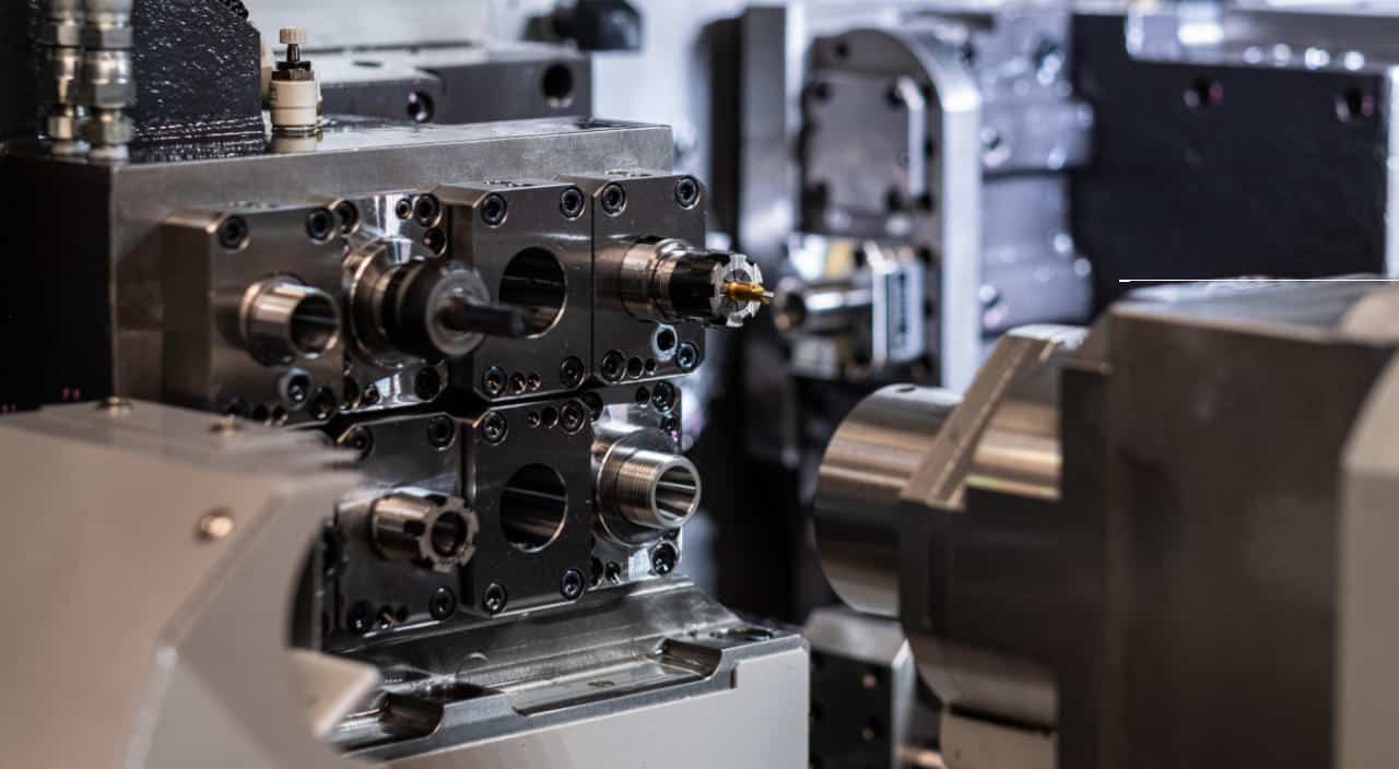 Torneria CNC a fantina mobile: scopri quando e perché utilizzarla per minuterie di precisione
